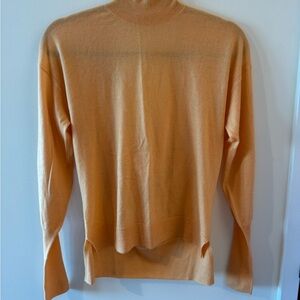 Jonathan Simkai cashmere knit top apricot color
